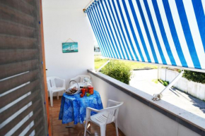 Holiday home close to the sea with internal parking and climate, San Foca